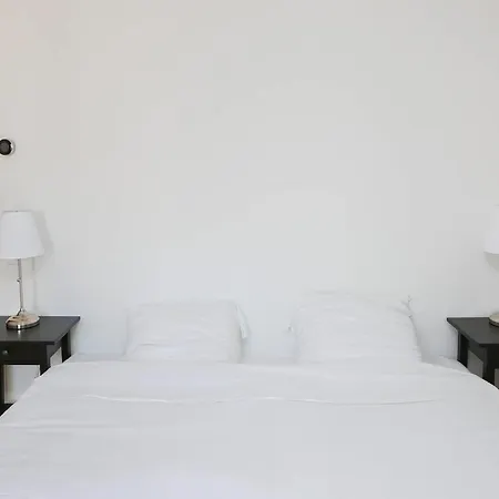 Unforgettable 2 Bedroom Apt In Vesterbro 아파트